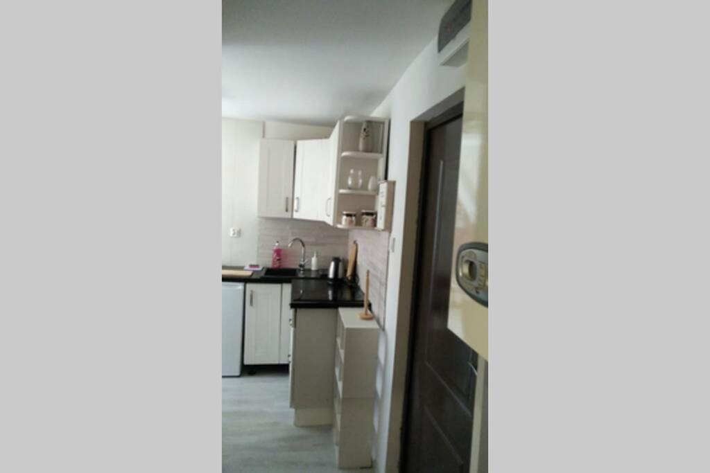 Nowoczesne Mieszkanie Blisko Natury I Sklepu Biedronka Karpacz Exterior photo